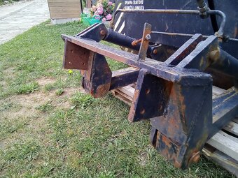 Přední radlice na traktor - 11