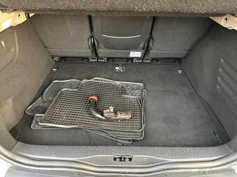 Renault Megane Scenic 1,2TCe 97kw BOSE Edition - 11