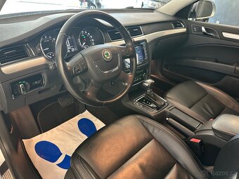 ŠKODA SUPERB COMBI II 2.0TDI 103KW DSG ELEGANCE 175TKM - 11
