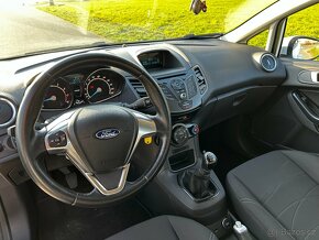 Ford Fiesta 1.25 / r.v. 2016 / pěkný stav / nízký nájezd - 11