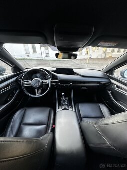 Mazda 3 2.0,2019 (120Kw) - NEJVYŠŠÍ VÝBAVA - Bose Audio, 360 - 11