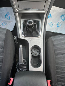 Ford Mondeo 1.8 TDCI  92KW NOVÁ STK - 11