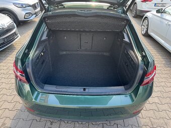 Škoda Superb 3 Lim. 2.0TDI 110kW Manual L&K Tažné Kamera ACC - 11