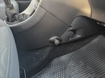 Peugeot 307 , 1.6Hdi 66KW facelift - 11