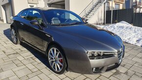 Rozpredám Alfa Romeo Brera 2.4JTDm 154kW na dily - 11