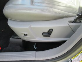 Chrysler 300 C  3.0 CRD - plná výbava  veškeré ND   LEVNĚ - 11