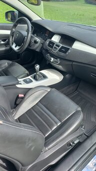 Laguna Coupe Monaco GP 2.0 DCI 180 GT - 11