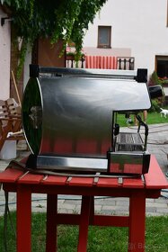 profesionální kávovar La Marzocco GB5 3gr - 11