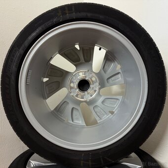 VW GOLF VIII 8 5x112 R17 ET51+LETNÍ 225/45R17 6mm - 11