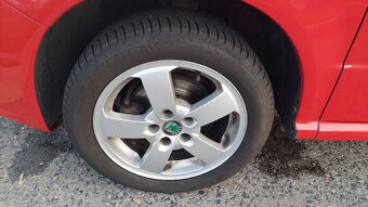 Škoda Fabia hatchback, najeto pouze 59 670 km - 11