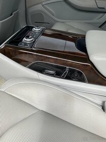 Audi A8 Long 4.2 TDI; TOP STAV - 11