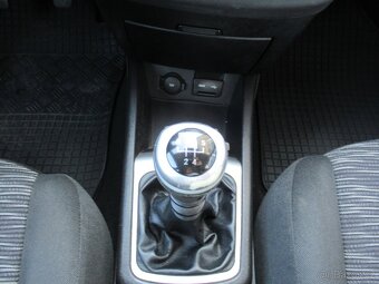 Kia Cee´d 1.6i nové v ČR - 11