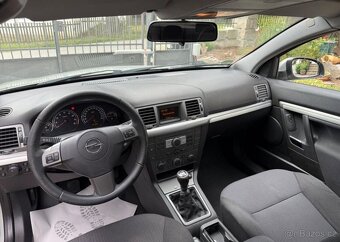 Opel Signum 1,8i /103Kw klima kombi benzín - 11