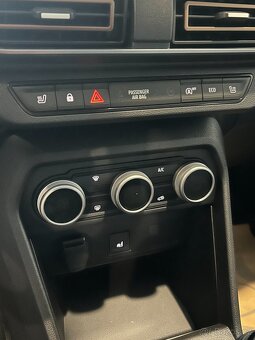 Dacia Sandero Stepway Extreme TCe 110 - 11