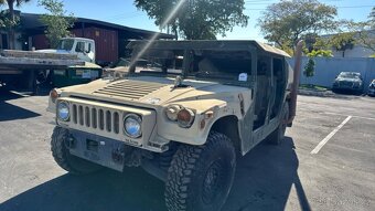 Hummer H1 Humvee M1151 Slantback - 11