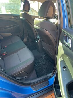 Prodám Hyundai Tucson 1,7 CRDi   2017 po servise - 11