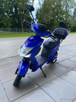 Elektroskutr bez ŘP Elektropower Nova M3 - 11
