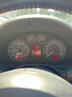 Audi S3 8P, 2.0 turbo, 270 koní, Quattro, manuál, výbava - 11