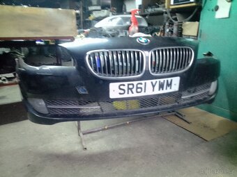 BMW F11 525D 150kw díly v barvě black sapphire - 11