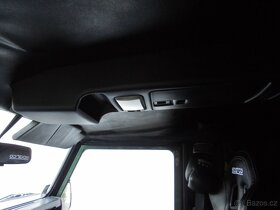 Land Rover Defender 2,5 TD5 - 90 kW - 11