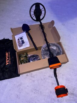 Kompaktní detektor kovů - 11