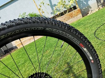 Celoodpružené kolo Specialized StumpJumper - 11