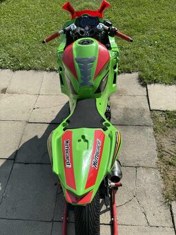 Kawasaki Ninja 400 Okruhovka - 11