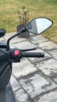 Yamaha xmax 300 - 11