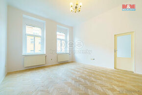 Prodej bytu 4+1, 130 m², Cheb, ul. Mánesova - 11