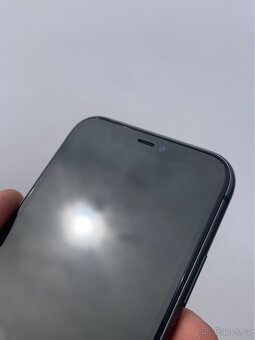 iPhone 11 64gb 100% baterie - 11