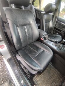 BMW 525 TDS - 11