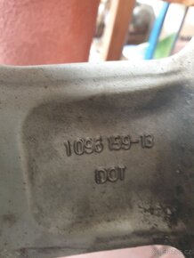 Kusovka BMW  X5  235/65R17 - 11