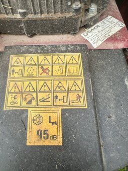 Prodám bubnovou sekačku - 11