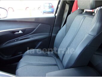 PEUGEOT 3008 II (2) HYbrid 225 ALLURE E-EAT8 rok 2021 - 11