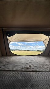 Střešní autostan pro 4 osoby skořepina,akční cena - 11