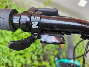 Trekingové dámské kolo Author s příslušenstvím - 11