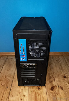 Herní PC - RX5700/i7 7700k/16GB DDR4 - 11