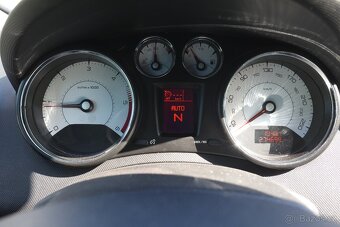 Peugeot 308,  Peugeot 308SW, 1,6HDi automat, 7míst - 11