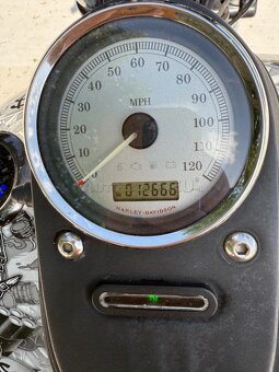 Harley davidson street bob - 11