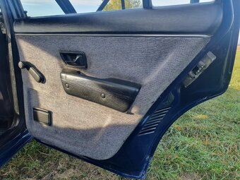 Predám VW PASSAT 1.6 D veterán - 11