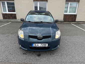 TOYOTA Auris 1.33 2008 - 11