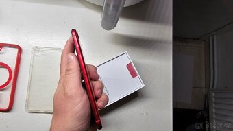 Apple iPhone SE 2020 RED 128GB - 11