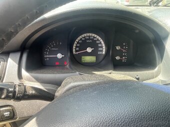Kia sporatage 2.0 - 11