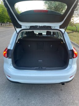 Ford Focus 1,5 110 kw - 11