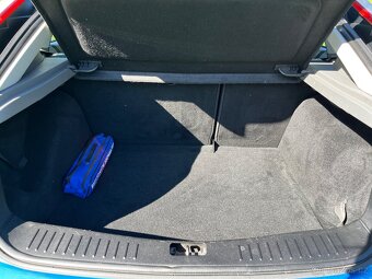 Ford Focus 1.6i 74kW, 1. majitelka, pravidelný servis - 11