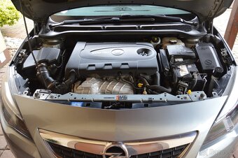Opel Astra J Sports Tourer 2.0 CDTI, 118kW, KLIMA,nový DPF - 11