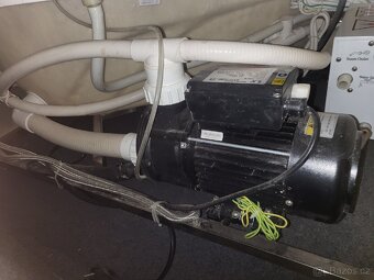 Dokonalý parní box s hydromasazi - 11