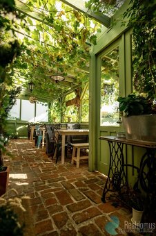 Pronájem, restaurace s ubytováním 150 m2 + 178 m2, Chvaletic - 11