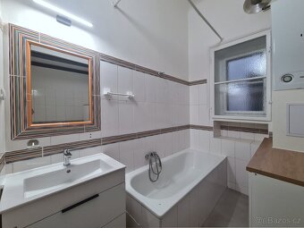 Pronájem zrekonstruovaného bytu 2kk, 40 m2, Štěpánská, P1 - 11