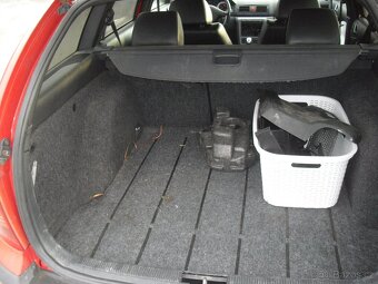 Skoda Octavia RS1 Kombi - 11